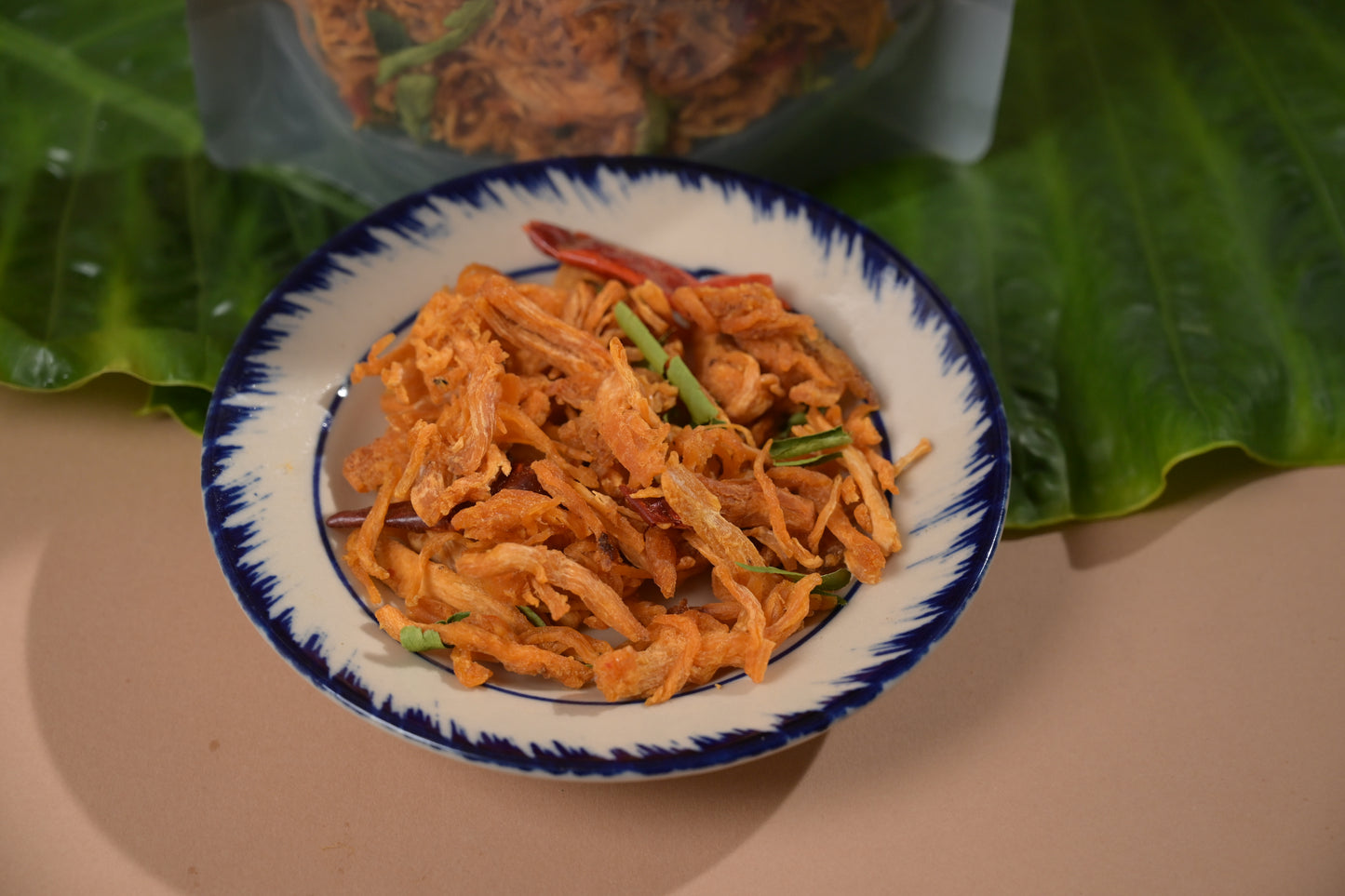 Dried chicken w.kaffir lime leaves/butter & garlic
